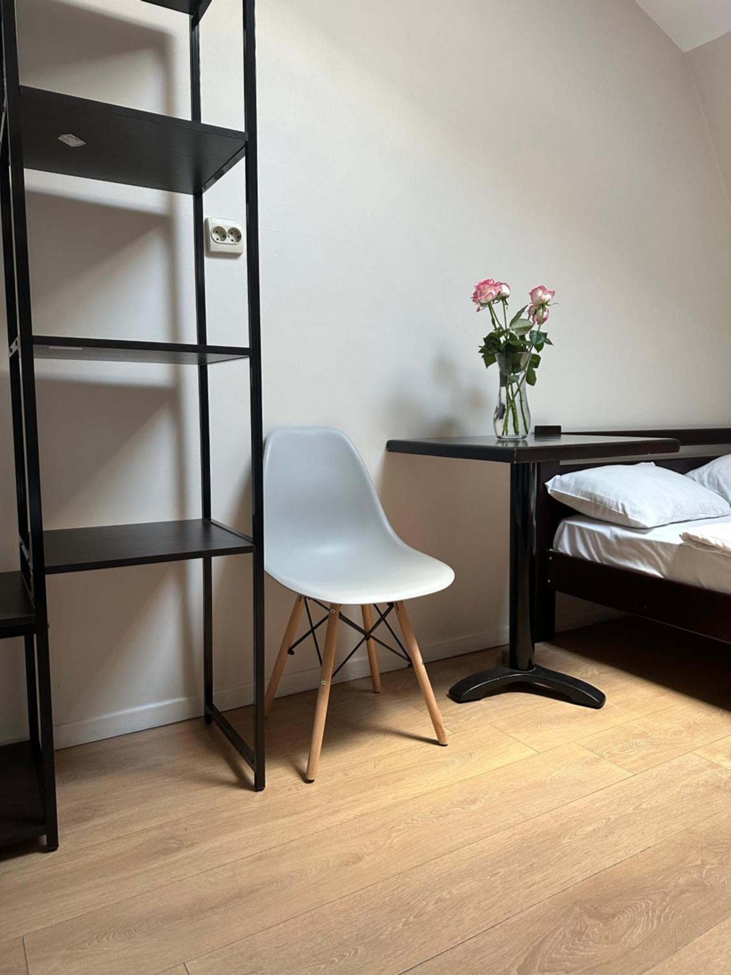 Gar'Is Hostel Lviv Bagian luar foto